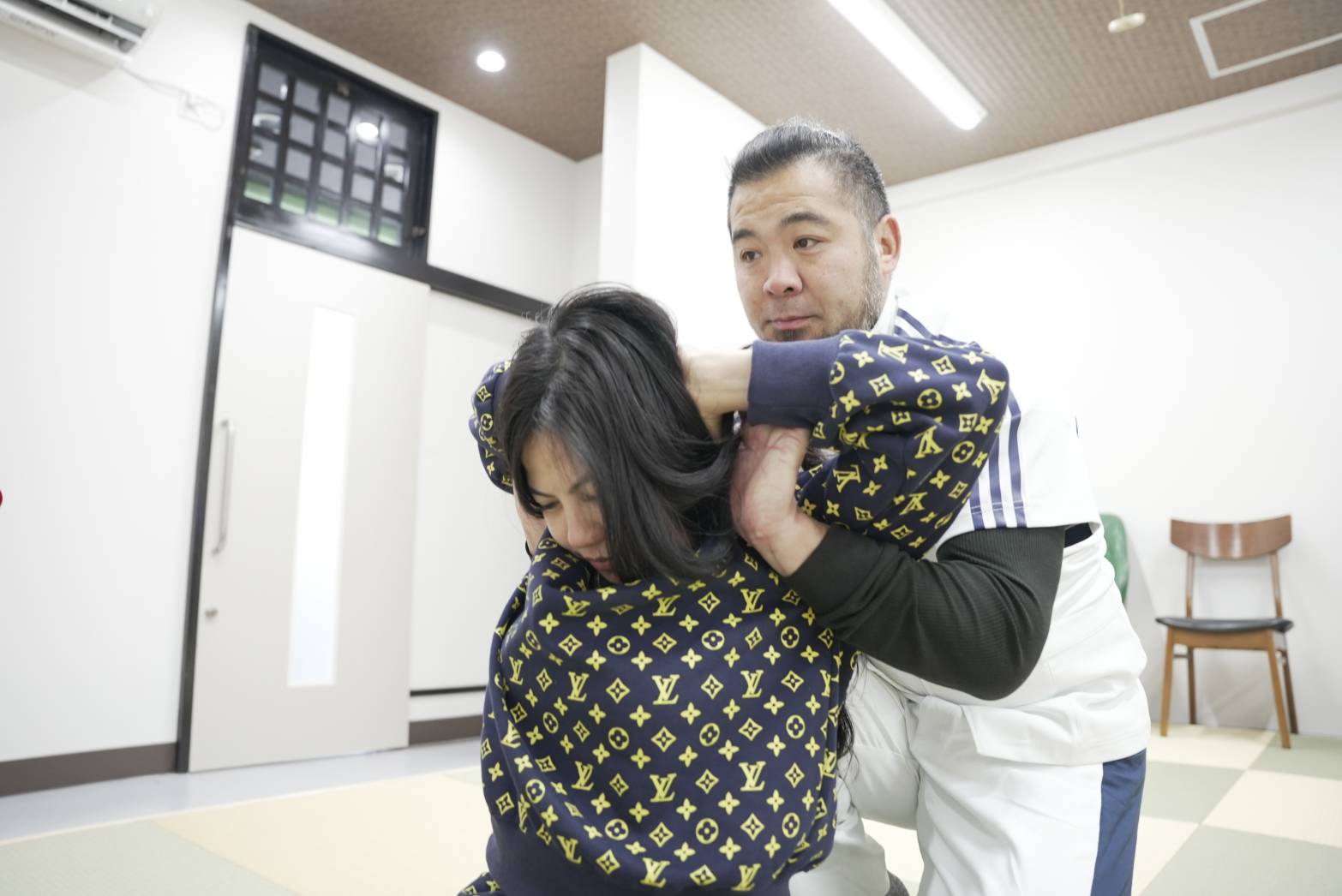 首の痛みを丁寧に施術 | 群馬県前橋市の接骨院ならJTS施術所